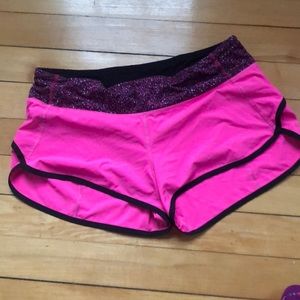 Lululemon speed up short size 8